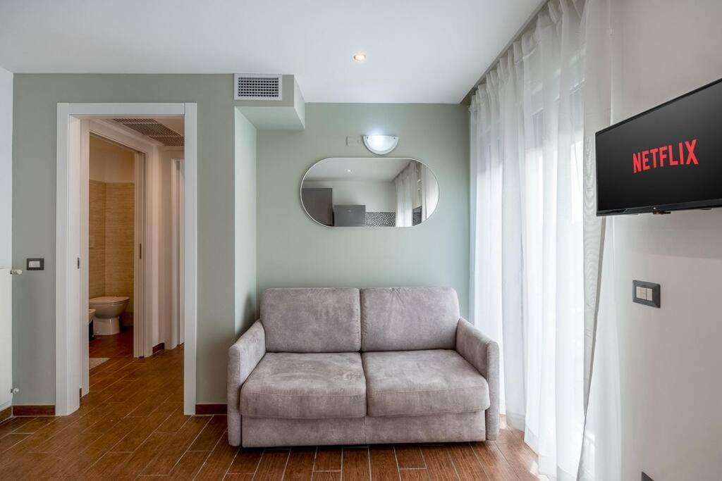Dynamic Suite In Мілан Екстер'єр фото